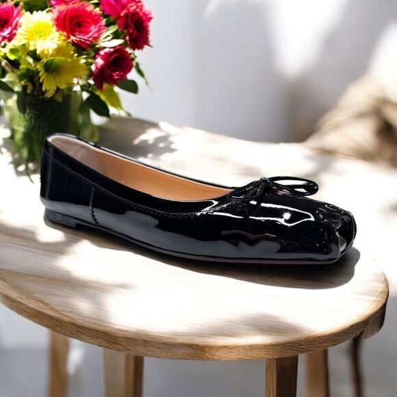 NET Christian Louboutin Mamadrague Patent Flats - Picture 1 of 10